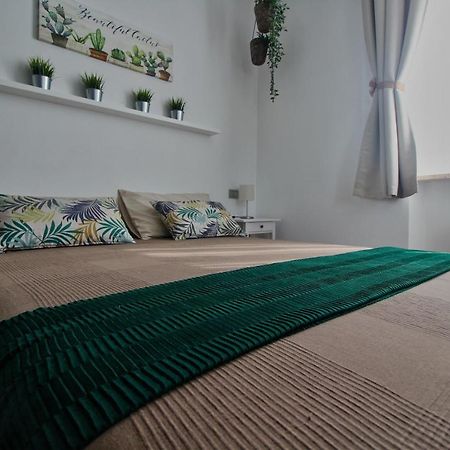 B&B Sea And Garden Орбетело Екстериор снимка